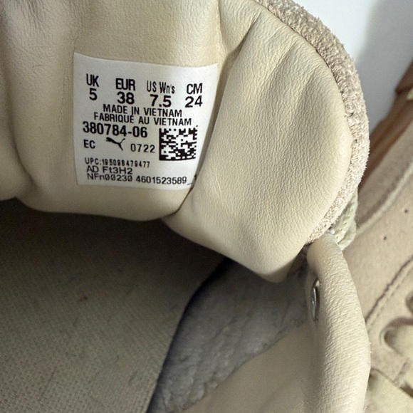 Puma Beige Sneakers with Tan Soles - Picture 8 of 8
